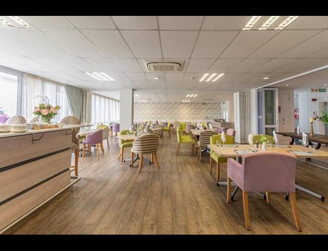 2 BEDROOM APARTMENT FOR SALE IN KENILWORTH UPPER